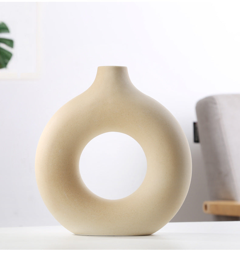 Unique White Ceramic Donut Urn – Handmade Vase for Nordic Home Decor